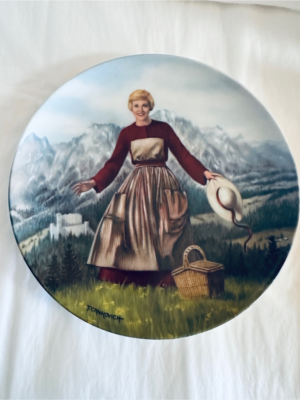 Knowles 1986- “The Sound of Music” Collector’s Plate #1 - Picture 4 of 9